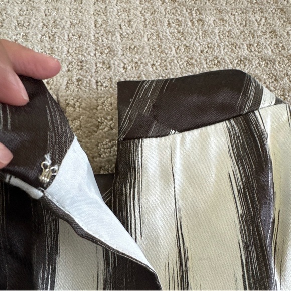 Carlisle sleeveless dress, cowl neck, Brown and white abstract Size 6 - Picture 16 of 16